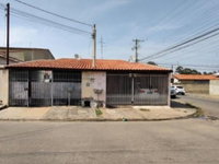Casa com 223m² de área construída em Itapetininga