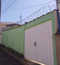 Casa com 2 quartos, 1 banheiro, 47,3 m² construídos, ocupada