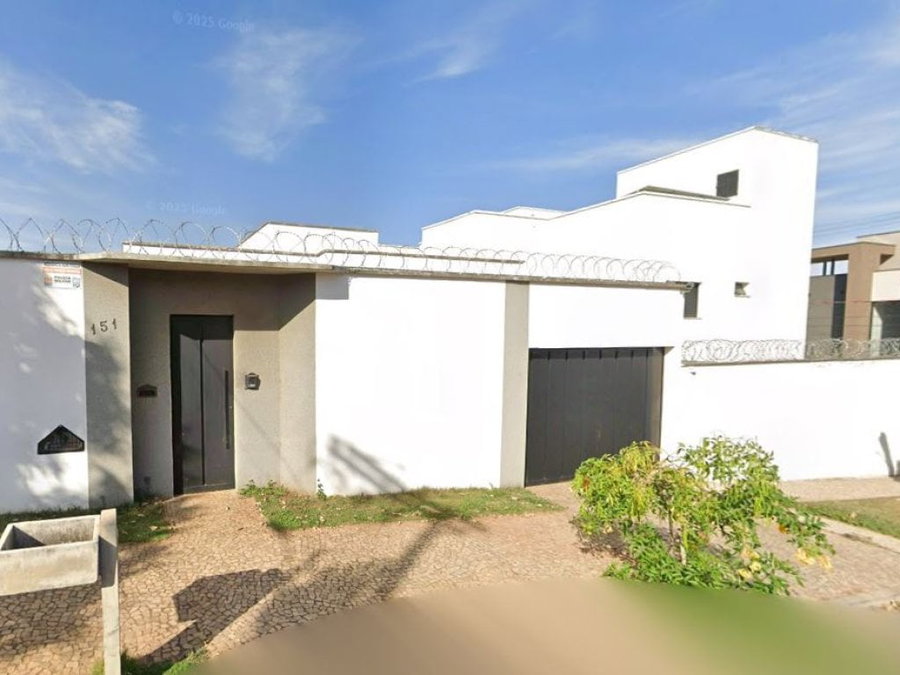 Casa 162 m² com 3 quartos e 2 banheiros em Uberlândia - MG