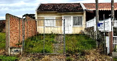 Casa de 2 quartos com 1 banheiro e 48,92 m²
