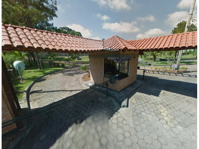 Casa com edícula, 313,37m² de terreno, ocupada
