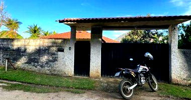Casa padrão com 2 quartos, 1 banheiro, área construída 80,64m², imóvel ocupado