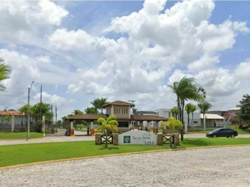 Terreno de 390 m² em condomínio residencial