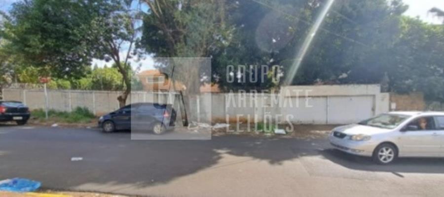 Terreno com 714m² em Ribeirão Preto