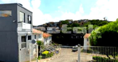 Casa de condomínio 2 quartos, 1 banheiro, 46m², vaga garagem