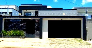 Casa Ocupada em Caldas Novas com 4 Quartos e 3 Banheiros
