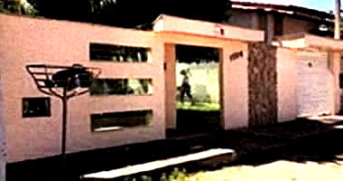 Casa com 2 quartos, 2 varandas, 114m² construída, terreno 300m²