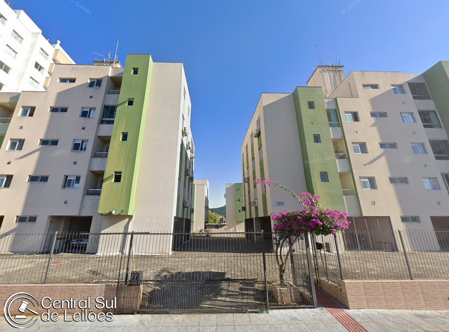 Apartamento 103, Bloco 01 - Cond. Residencial Biguaçu - 51,21m²