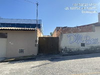 Casa com 3 quartos, banheiro, área de serviço e cozinha, 69,97m² construída