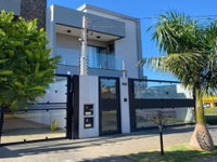 Casa com 226 m², 3 quartos, 2 banheiros, ocupada