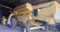 Colheitadeira New Holland TC57 1999 - Excelente Oportunidade!