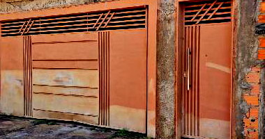 Casa com 2 Quartos e Garagem em Luis Antonio