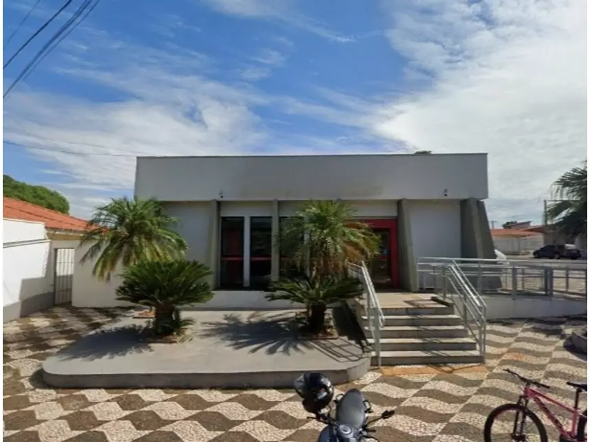 Ex-Agência Desocupada em Tarabai - Oportunidade Única