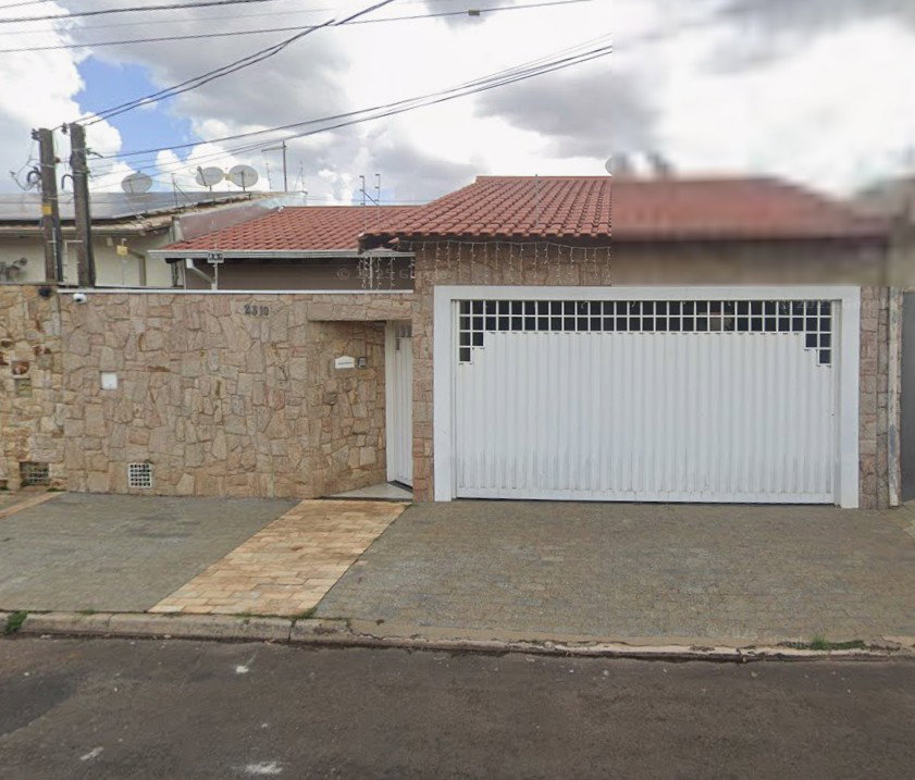 Casa com 3 quartos, 200m² de terreno, ocupada