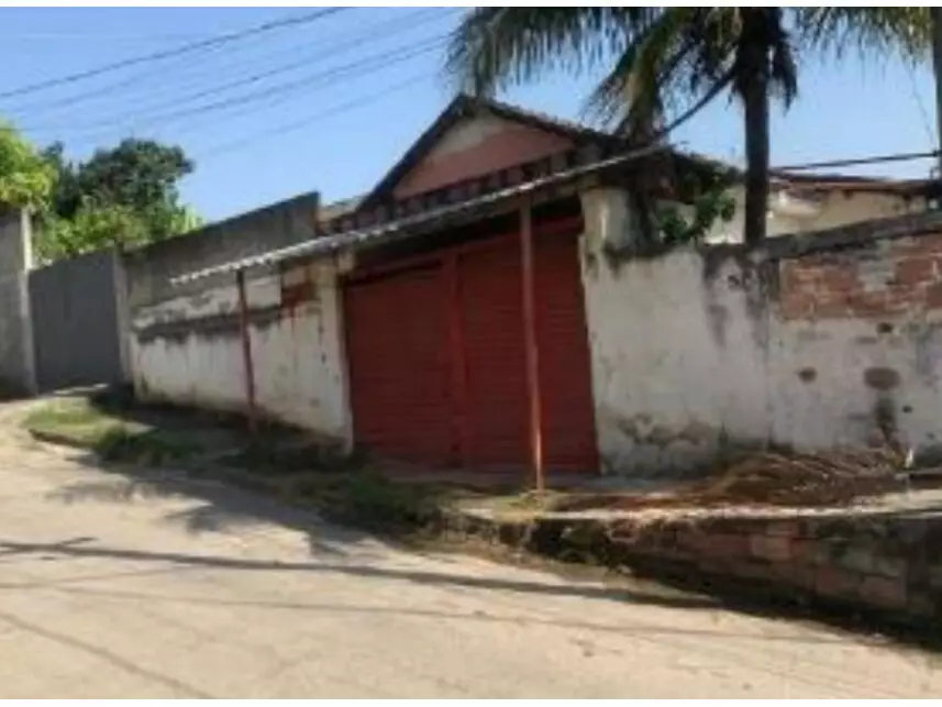 Casa em Leilão com 3 Quartos e 133m² Construída
