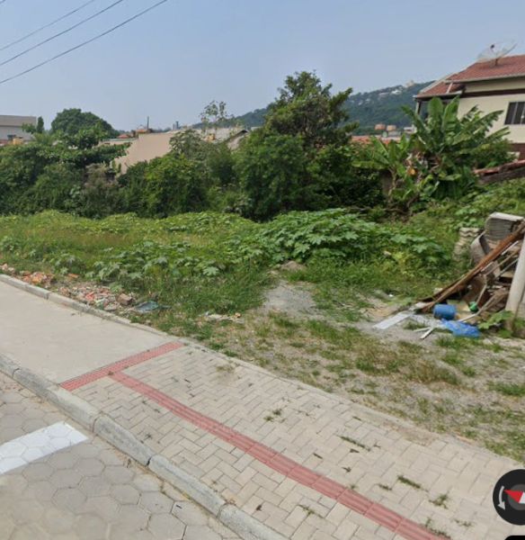 Terreno 453m² em Bombinhas-SC, lote 295