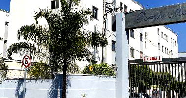 Apartamento com 2 Quartos e 1 Vaga em Montes Claros