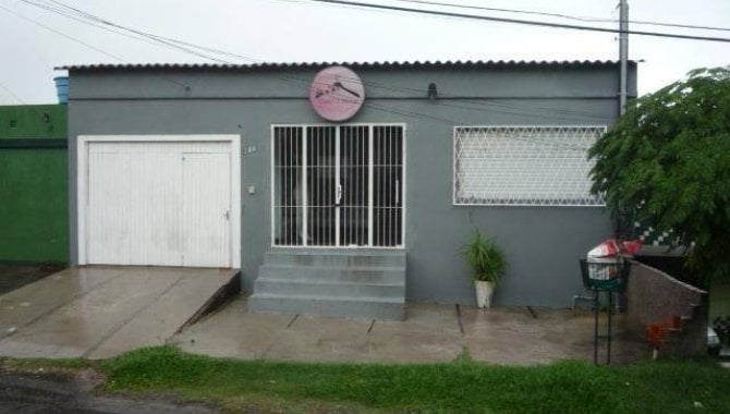 Casa padrão 4 quartos 3 banheiros 1 vaga, 160m² construída, ocupada