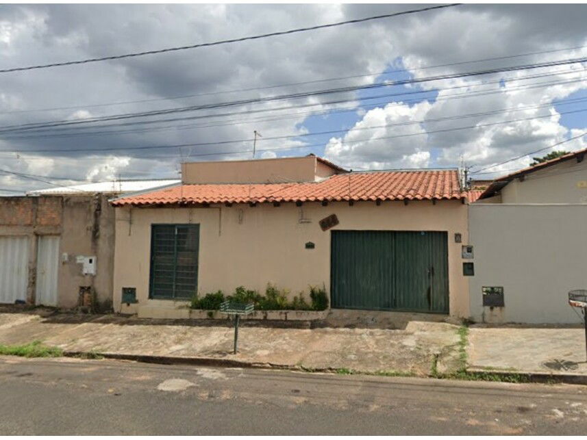 Casa Ocupada com 116,73m² em Jardim Elza Amuí IV
