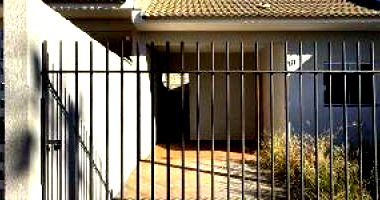 Casa com 2 Quartos em Mandaguaçu/PR