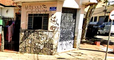 Casa com 1 quarto, 2 banheiros, 1 vaga e 80m² construída, ocupada