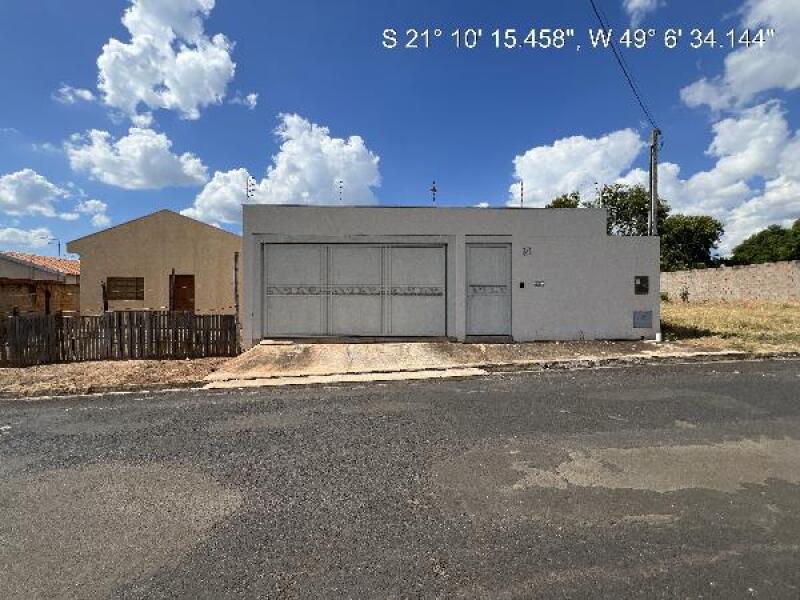 Casa 2 quartos 148m² com área de serviço e cozinha