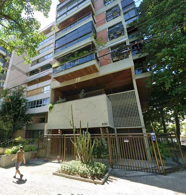 Apartamento 132m² com Vista Frontal no Leblon