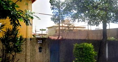 Imóvel Residencial e Comercial com 4 salas e 2 banheiros