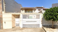 Casa com 130,46m² em Jardim Hubert