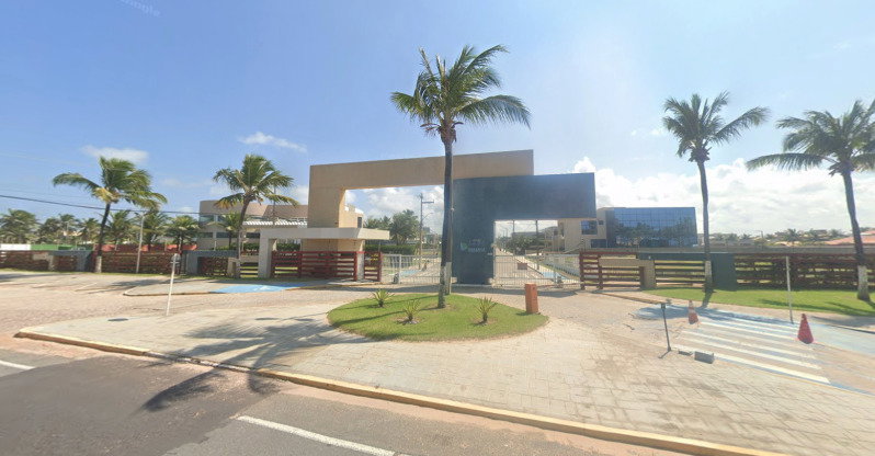 Lote residencial em condomínio com 450 m²