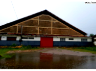 Edificação ampla com salão, sobreloja e ginásio, terreno 5.493m²