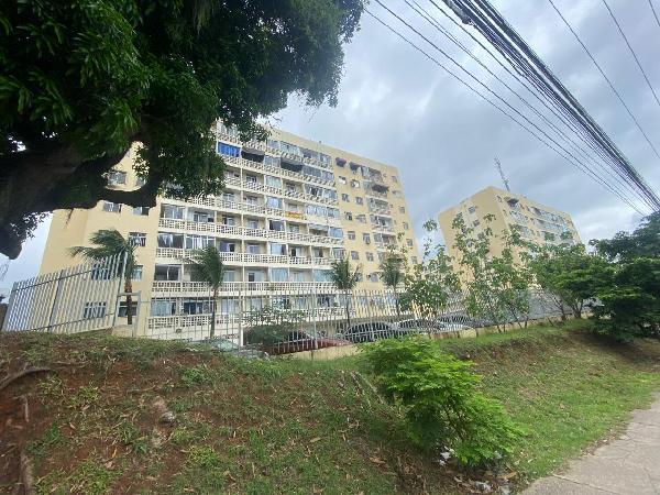 Apartamento com 2 quartos e 1 vaga em Santa Cruz, Rio de Janeiro