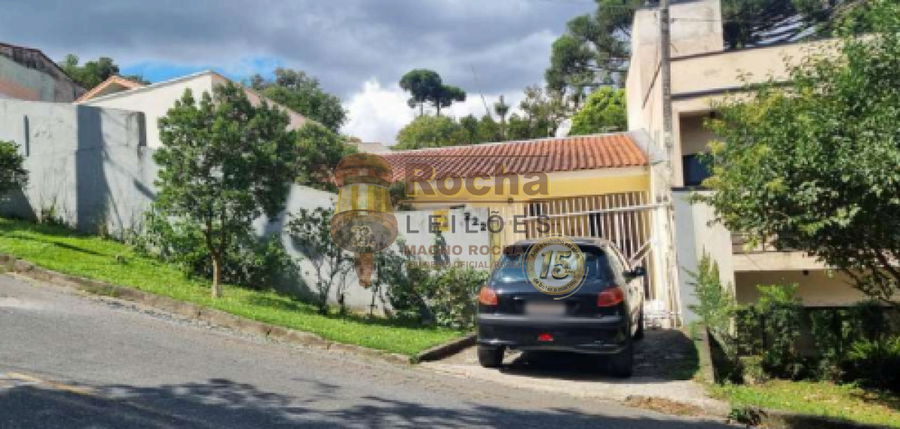 Terreno no Jardim dos Pinheiros com 371,70 m²