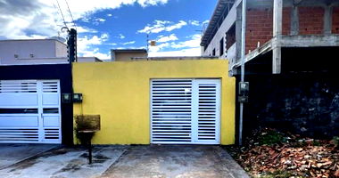 Casa Ocupada com Terreno em Macapá/AP