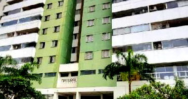 Apartamento com 3 Quartos e Varanda em Goiânia