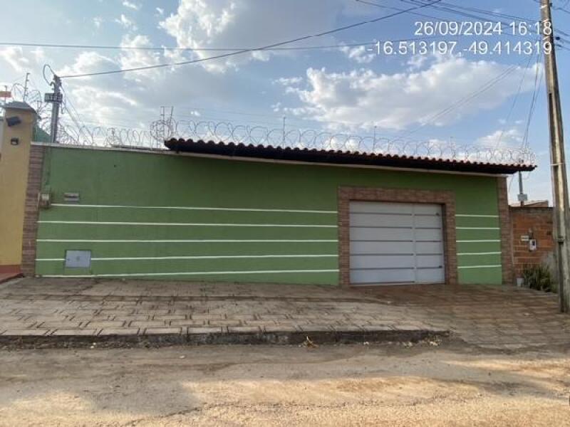 Casa com 3 Quartos e 2 Banheiros em Goianira