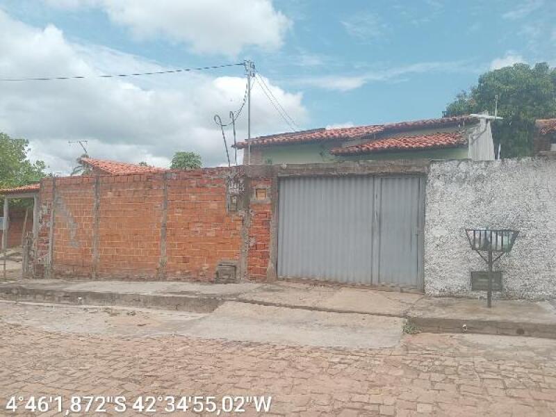 Casa com 3 quartos em José de Freitas/PI