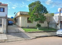 Terreno urbano com casa não averbada, 300m², Cachoeirinha/RS