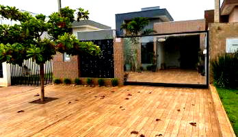 Casa Ocupada com 147m² Construída em Assis Chateaubriand/PR