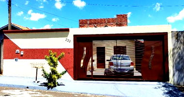 Casa com 200m² de terreno e 42m² de área construída