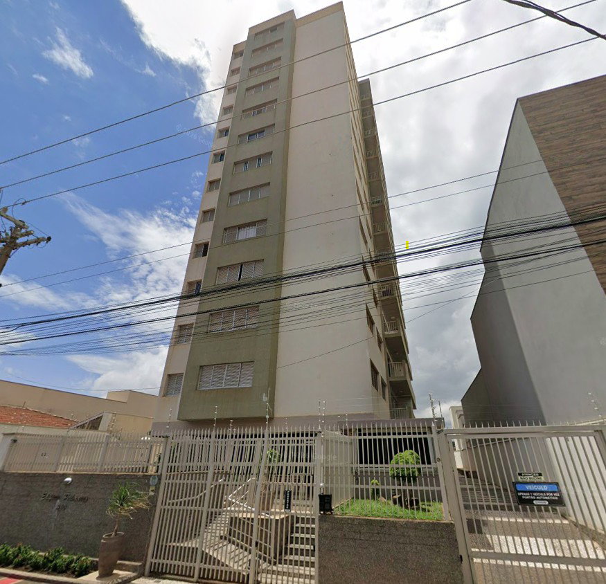 Apartamento com 2 vagas de garagem no Centro de Araras