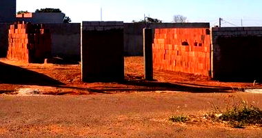 Terreno Urbano com 143,98 m² em Pires do Rio/GO