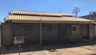 Casa Padrão com 4 Quartos e 2 Banheiros em Buriti de Goiás
