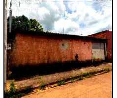 Casa com 2 quartos, 1 banheiro, 1 vaga e 71m² área privativa
