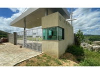 Terreno em Fazenda Jazigo com 276,75m²