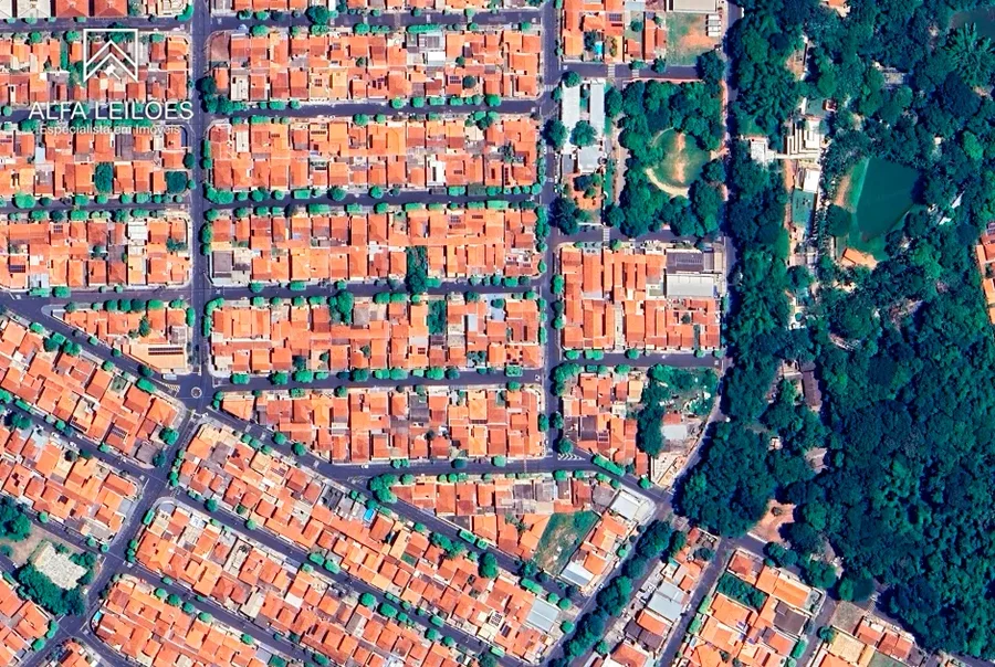 Casa com 117m² e Terreno de 212m² no Jardim Castelinho