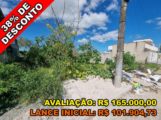 Terreno com 165m², área privativa 0,01m², sem vagas e banheiros