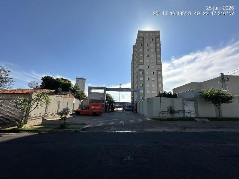 Apartamento com 2 quartos e vaga de garagem em São José do Rio Preto