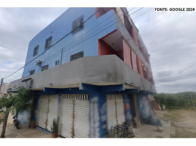 Edificação comercial/residencial com 2 quartos e 1 banheiro