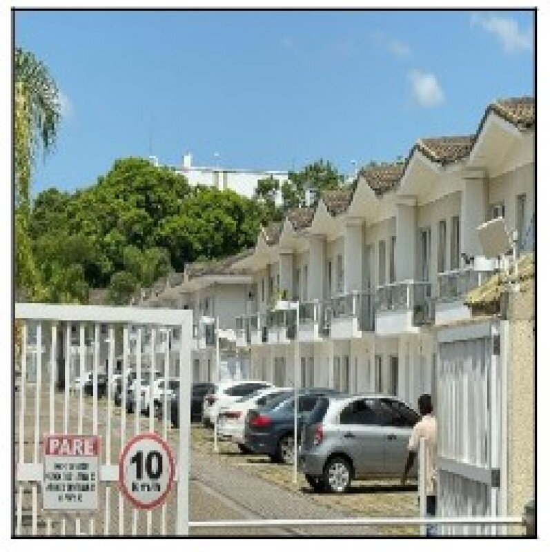 Casa com 18,1 m² de área privativa em Campo Grande